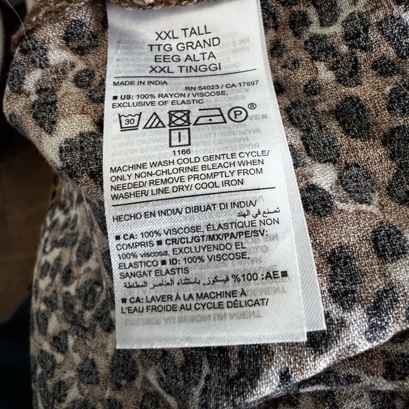 Old Navy. Animal print Maxi Skirt - Picture 4 of 5